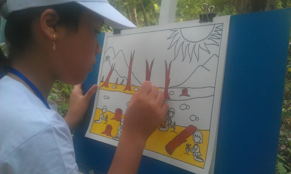 Phong Nha Botanic Garden: Drawing competition of primary school kids